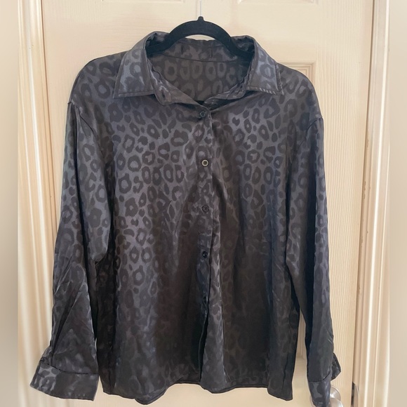 Black Leopard Print Blouse - Medium - Picture 1 of 1